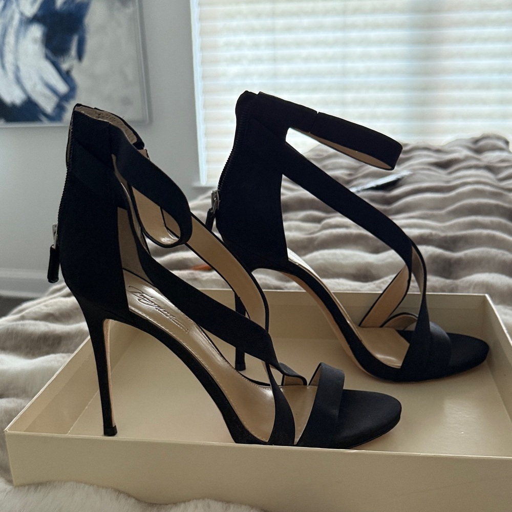 Vince Camuto Black semi matte satin   Heels